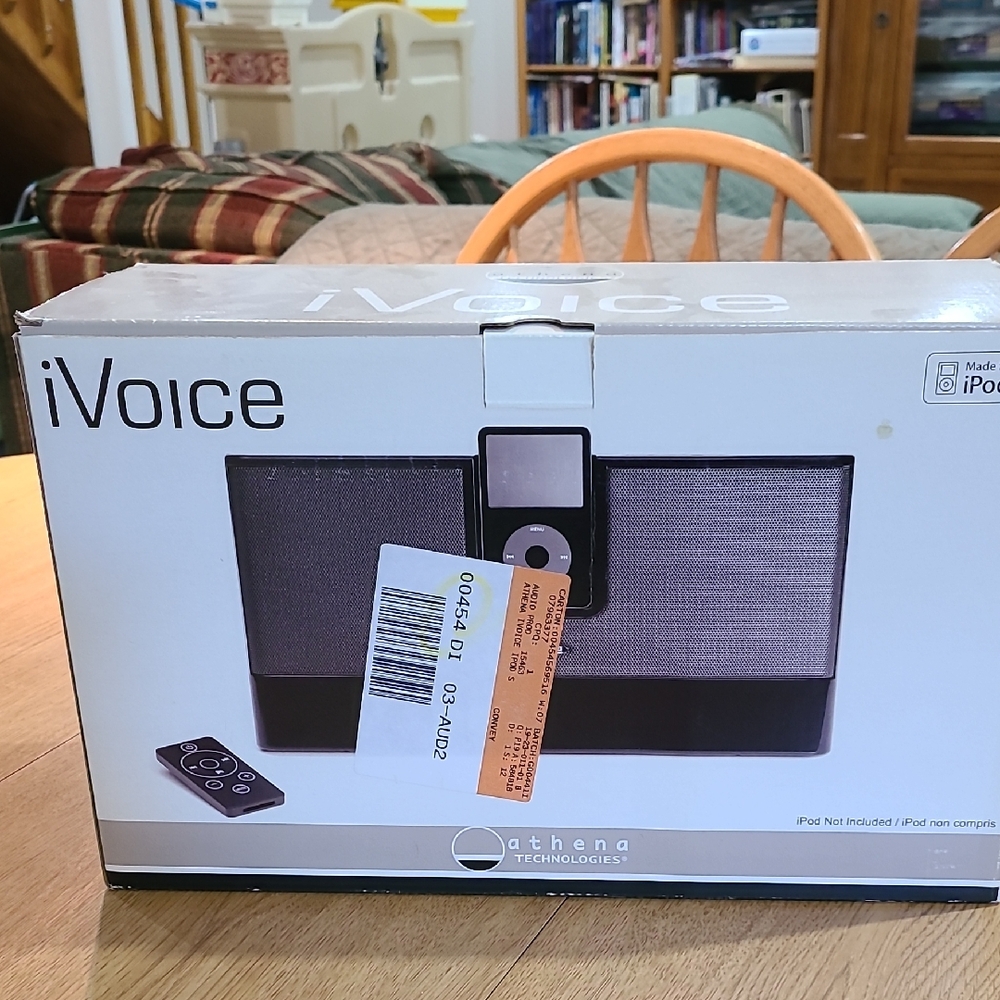 Athena iVoice Portable Speaker - Black and Gray